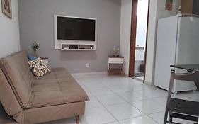 Apartamento juntinho a estação